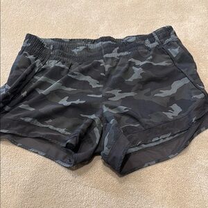 Size L Athleta camo shorts